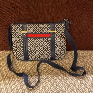 Women’s Tommy Hilfiger purse